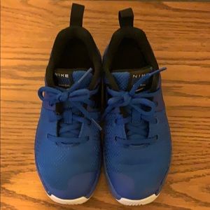 Kids Nike Hustle Quick Basketball Shoes